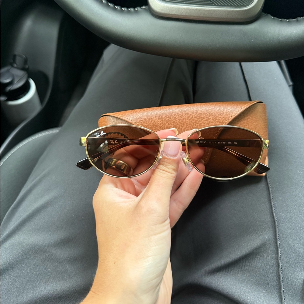 Ray-Ban Gold Frame Sunglasses with Brown Lenses - Picture 6 of 7